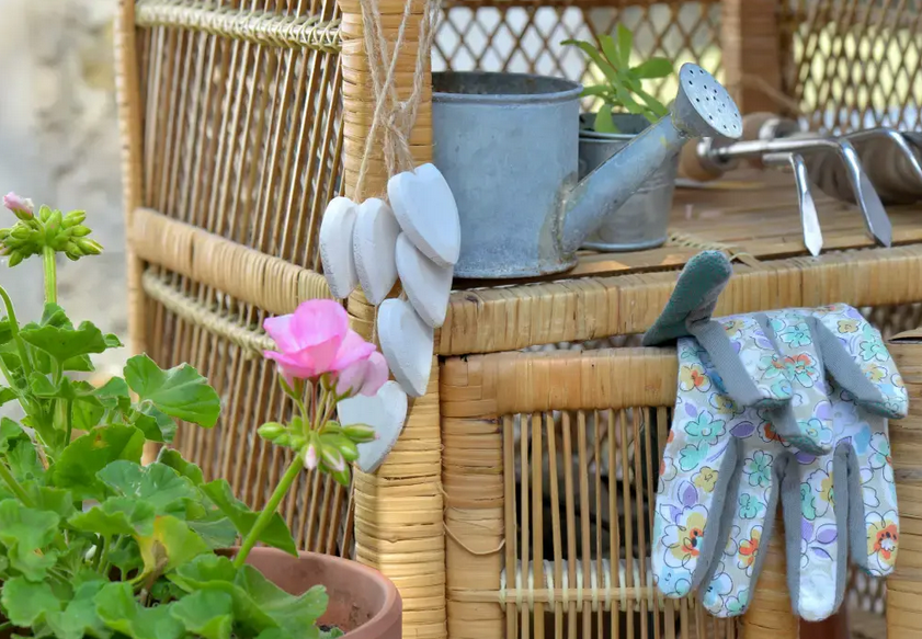 7 Garden Decoration Items to Enhance Your Outdoor Living Experience